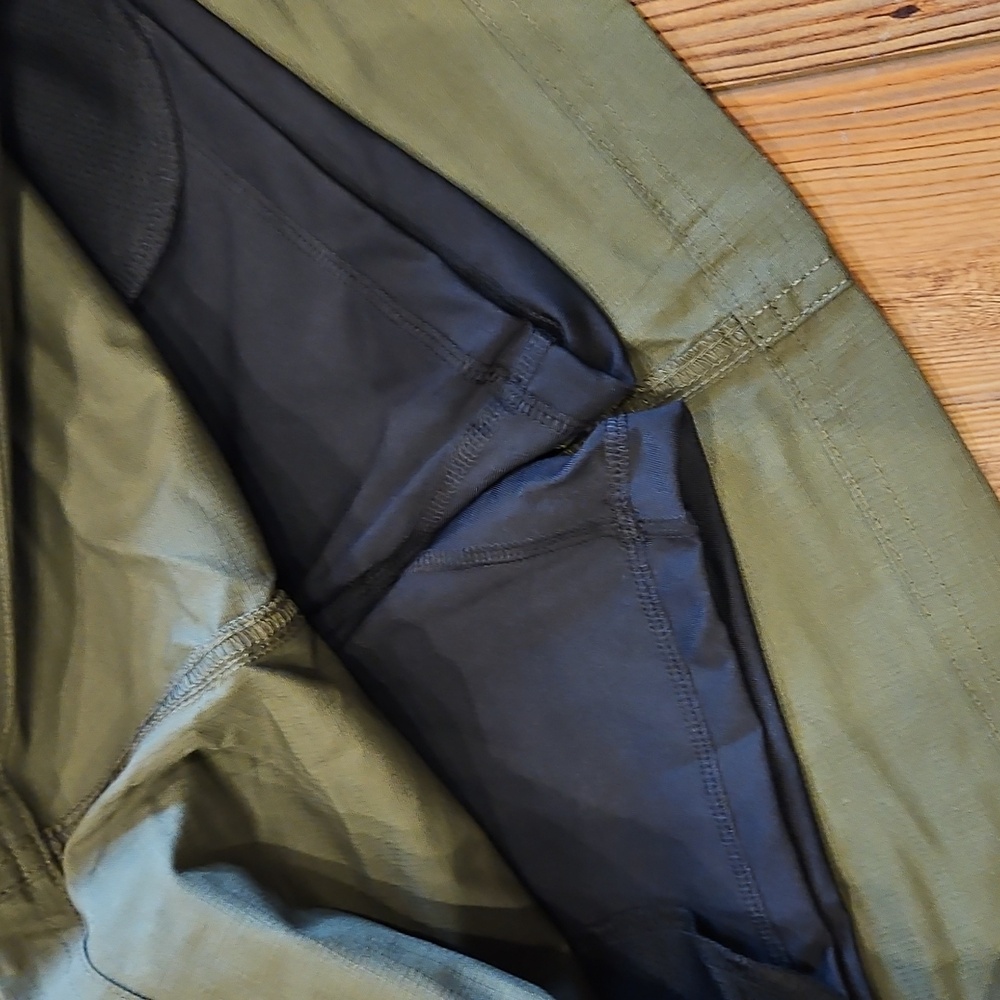 NEW Cargo Green Prana double peak skort - Picture 2 of 11